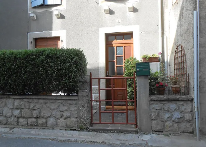 3 Cha 8 Couchages Apartment *